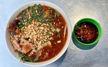 Bí mật của tô hủ tiếu trứ danh đất Mỹ Tho