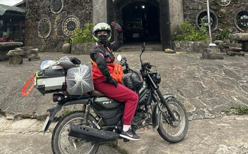 Người phụ nữ 60 tuổi mê lái xe chinh phục đường đèo