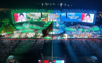 'Biển người' tham gia khai mạc Năm Du lịch Quốc gia 2026 tại Quy Nhơn