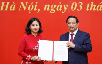 Thủ tướng trao quyết định bổ nhiệm 5 lãnh đạo bộ, Văn phòng Chính phủ