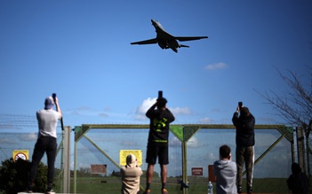 Tây Ban Nha đóng cửa không phận đối với máy bay Mỹ chống Iran