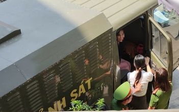 Tòa trả hồ sơ nhiều lần vụ án 'chứa mại dâm' vì bị cáo kêu oan