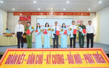 Ông Huỳnh Văn Sơn tái đắc cử Chủ tịch HĐND phường Thuận An nhiệm kỳ 2026 - 2031
