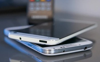 Vì sao smartphone Samsung không có bộ phát hồng ngoại?