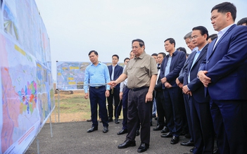 Thủ tướng: Phát triển khu thương mại tự do tại sân bay Gia Bình