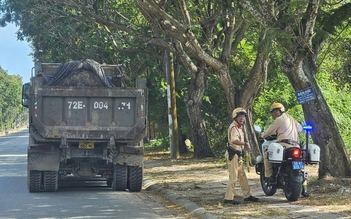 Bị phạt vì tài xế nghĩ 'đường ngắn không có CSGT'