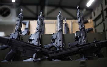 Châu Âu hiện nhập khẩu vũ khí lớn nhất thế giới