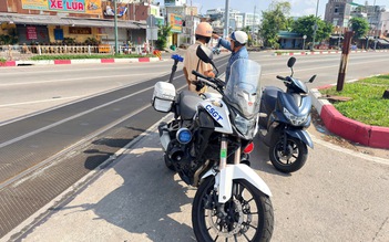 CSGT TP.HCM ghi hình phạt nguội nhiều lỗi khi đi qua đường sắt