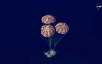 Nhóm phi hành gia Artemis 2 quay về trái đất an toàn