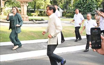 Bị đồn sức khỏe suy sụp, Tổng thống Philippines thách so tài xem ai khỏe hơn