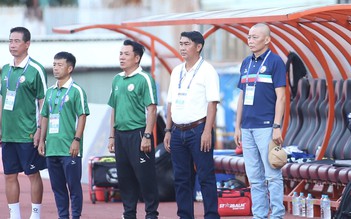 CLB Đà Nẵng thay đổi thượng tầng tránh rớt hạng, HLV Trần Minh Chiến sẽ thay Lê Đức Tuấn?