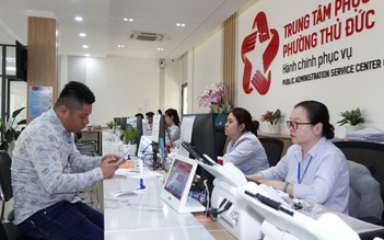 Thành ủy TP.HCM yêu cầu cắt giảm 30 - 50% chi phí in ấn, giấy tờ