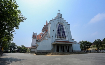 Nhà thờ Dòng Chúa Cứu Thế: Kiệt tác kiến trúc Đông - Tây hòa quyện