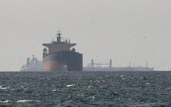 Iran tái kiểm soát eo biển Hormuz sau cáo buộc Mỹ 'bội ước'