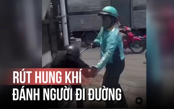 Xôn xao clip tài xế xe công nghệ rút 'gậy dũ' tấn công người đi đường