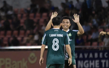 Minh Vương tỏa sáng, Trường Tươi Đồng Nai thắng đậm Quảng Ninh: Lại cho Bắc Ninh ‘hít khói’