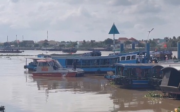 2 người rơi xuống sông mất tích sau tiệc sinh nhật trên tàu du lịch