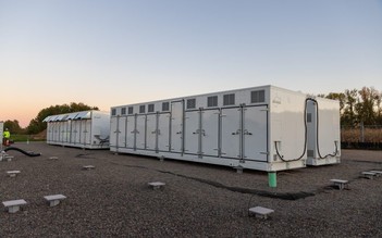 Lý do Google đầu tư mạnh vào pin gỉ sét thay vì lithium