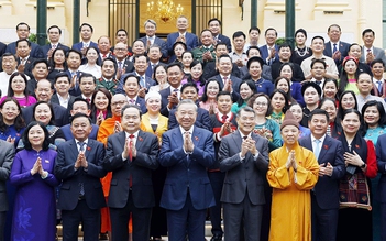 Tiếp tục đổi mới căn bản tư duy về công tác dân tộc và chính sách dân tộc