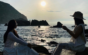 Vì sao người trẻ 'nhấn nút' tạm dừng sự nghiệp chỉ sau vài năm?