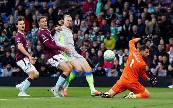 Man.City chiếm lại ngôi đầu bảng như thế nào ?