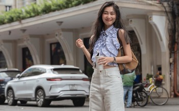 Quần ống suông cho nàng nhỏ nhắn: Bí quyết mặc đẹp không lo 'dìm dáng'