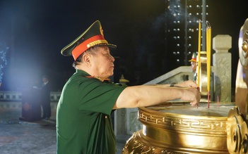 Đại tướng Nguyễn Trọng Nghĩa viếng nghĩa trang, thăm gia đình chính sách tại Gia Lai