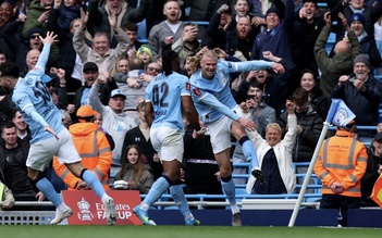 Haaland lập hattrick, Man City thắng đậm khó tin Liverpool trong ngày HLV Guardiola ngồi khán đài
