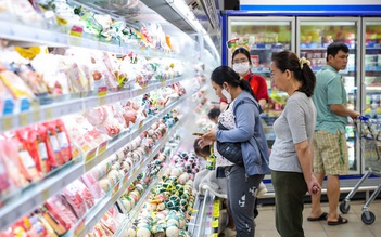 Kinh tế Việt Nam kiên cường vượt bão tố