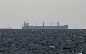 Thế giới thấp thỏm cùng eo biển Hormuz trước giờ G