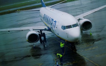 Hàng không thế giới cắt giảm chuyến bay