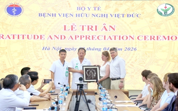 Cô gái 19 tuổi người Anh hiến tạng cứu 3 người Việt