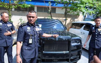 Malaysia bắt cảnh sát chuyên cướp người nước ngoài giàu có