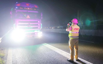 Mối nguy dừng xe trên cao tốc