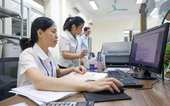 Xếp lương viên chức theo 5 bậc nghề nghiệp khi chuyển sang vị trí việc làm