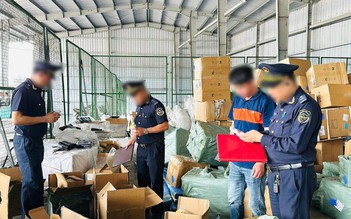 15.000 mỹ phẩm, giày túi hiệu Hermes, LV...  giả bị hải quan bắt giữ