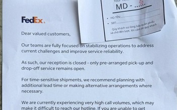 FedEx tiếp tục ùn tắc, phát phiếu thứ tự chờ đợi cho khách hàng