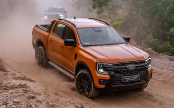 Ford Ranger Wildtrak máy dầu 3.0 lít: Bán tải phổ thông đắt nhất Việt Nam có gì?