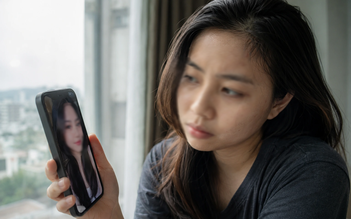 Hụt hẫng, áp lực với ngoại hình thật vì lạm dụng AI chỉnh sửa ảnh