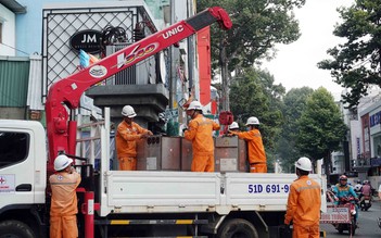 Nắng nóng kéo dài, tiêu thụ điện TP.HCM lập kỷ lục mới