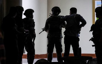 Súng nổ khi thượng nghị sĩ Philippines bị ICC truy nã lẩn trốn lệnh bắt