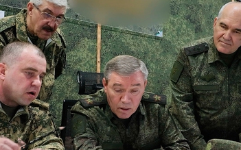 Nga tiến quân ở Kharkiv, bác cáo buộc muốn tấn công NATO