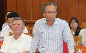 'AI tăng trưởng theo cấp số mũ nhưng các sở ngành vẫn còn đá qua đá lại'