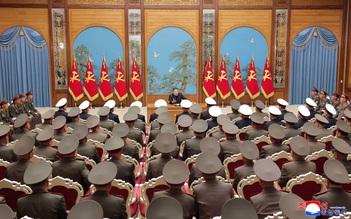 Ông Kim Jong-un ra lệnh tăng cường năng lực tác chiến tiền tuyến