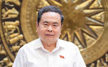 Chủ tịch Quốc hội: Tăng cường giám sát lĩnh vực giáo dục, y tế