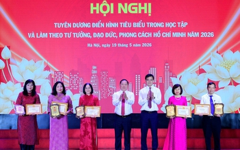 Tuyên dương 42 điển hình tiêu biểu trong học tập và làm theo Bác