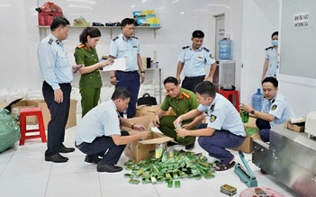 Đột kích 4 điểm sản xuất dầu gió giả tại Tây Ninh và TP.HCM, tạm giữ 14 người
