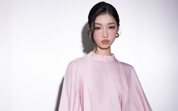 Nhẹ nhàng, bay bổng ngày nắng với áo voan tơ, áo lụa satin