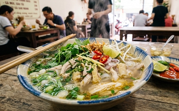 Bữa sáng với phở gà, lợi gì cho sức khỏe?