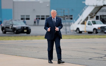 Ông Trump: Thỏa thuận Iran 'gần hoàn tất', eo biển Hormuz có thể mở lại